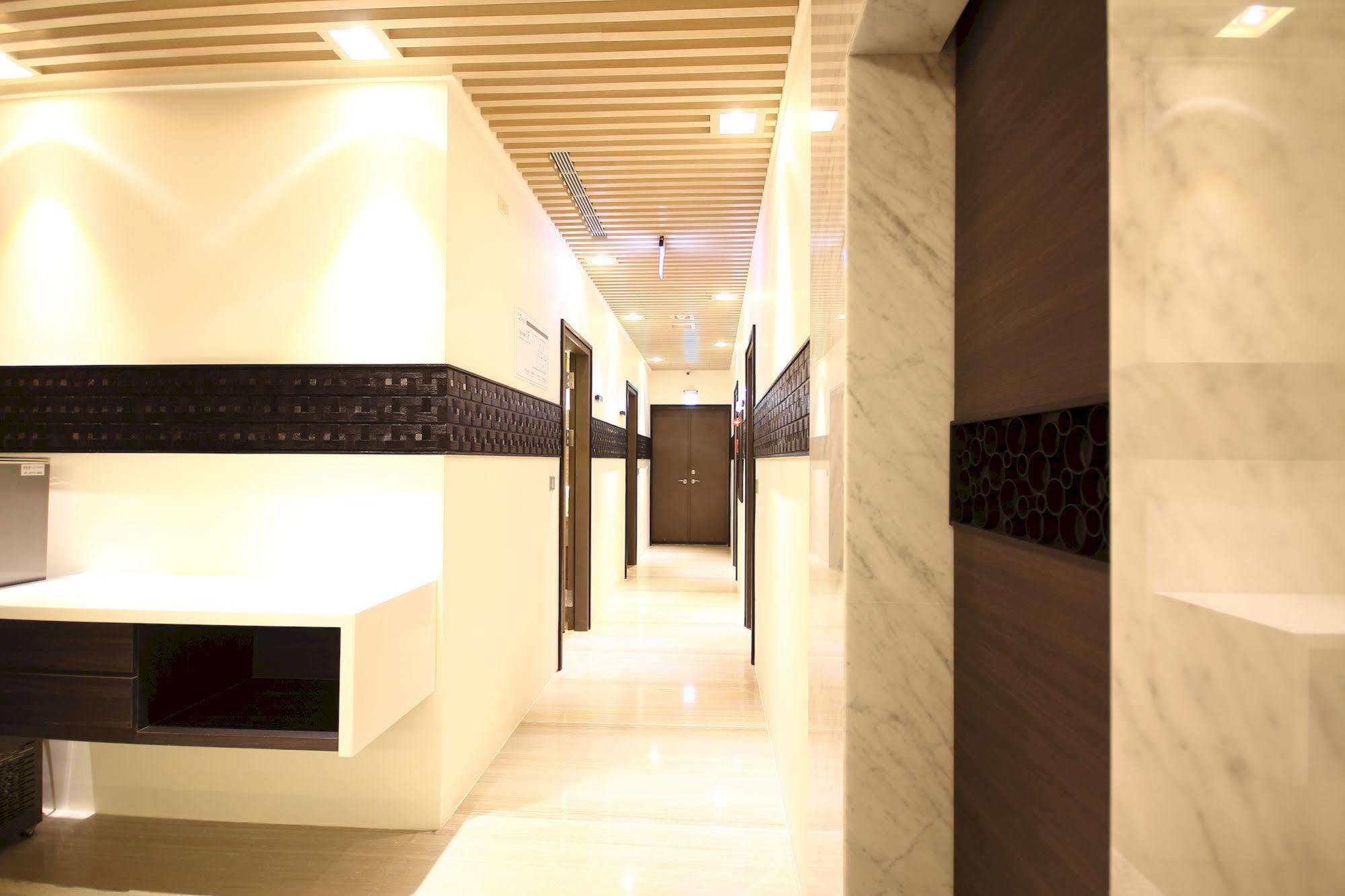 Leesing Hotel Гаосюн Екстер'єр фото